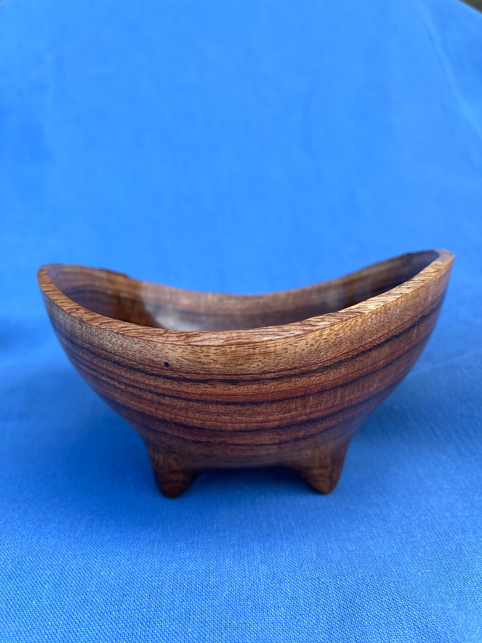 Craig Mason: Koa Waney Edge Bowl with 4 Carved Feet