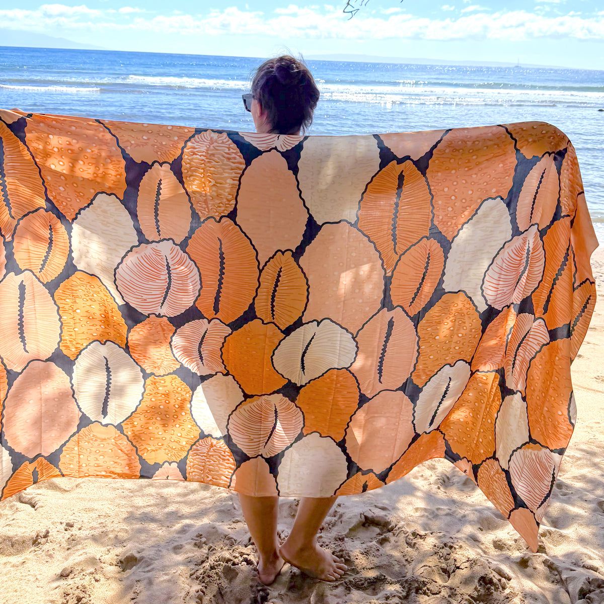 Hinu Rise: Granulated Cowrie, Black Background Pareo (Body Wrap)