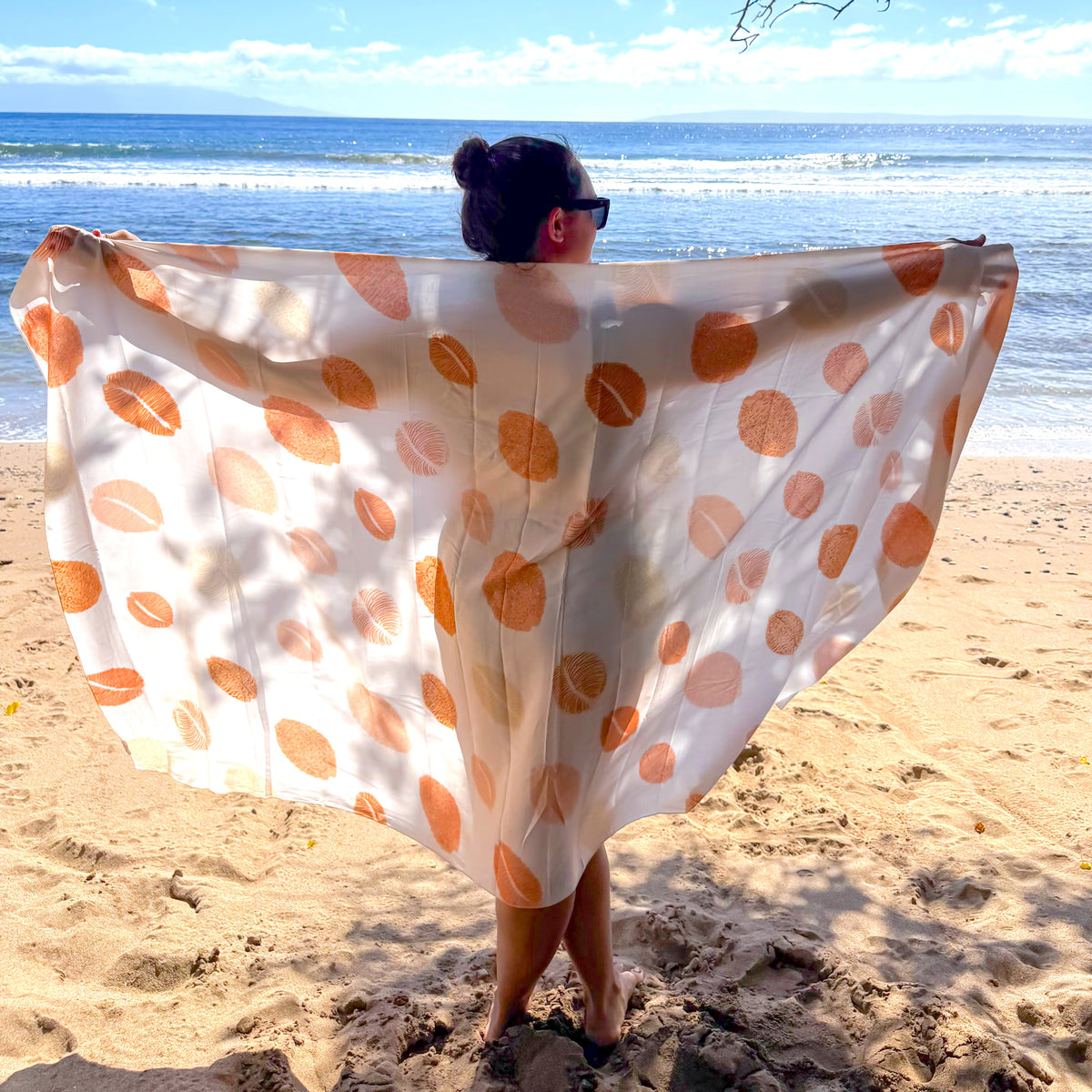 Hinu Rise: Granulated Cowrie Diagonal Pareo (Body Wrap)