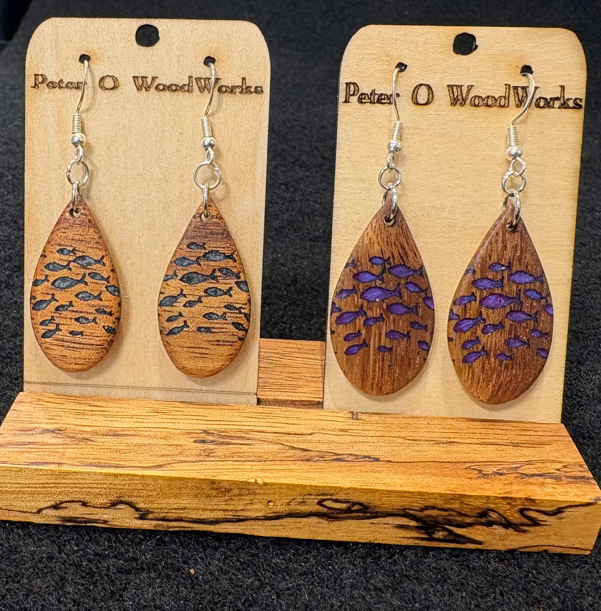 Peter Moran: Koa Earrings "Fish School" (semi circle)