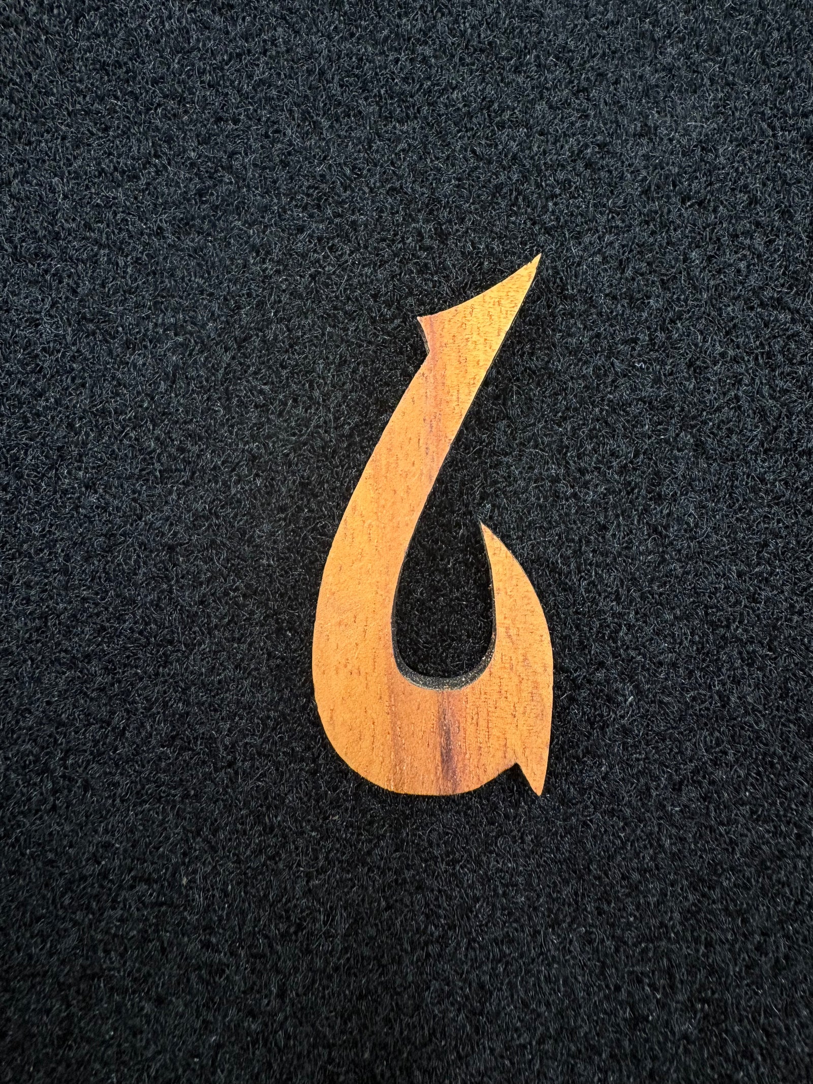 Peter Moran: Handmade Magnets - Makau