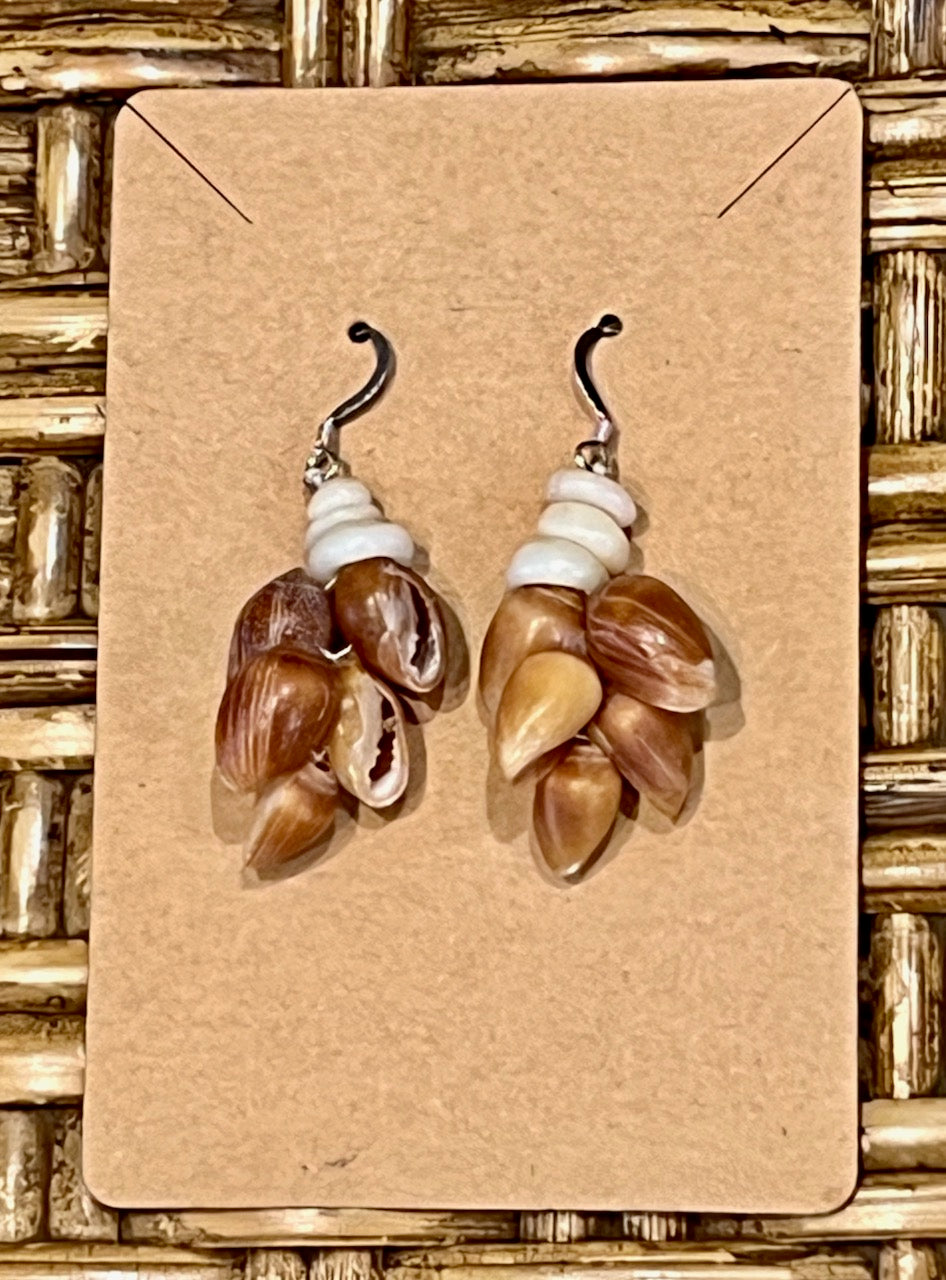 Mario Cervantes: Lana'i Poleho &amp; Puka Shell Earrings