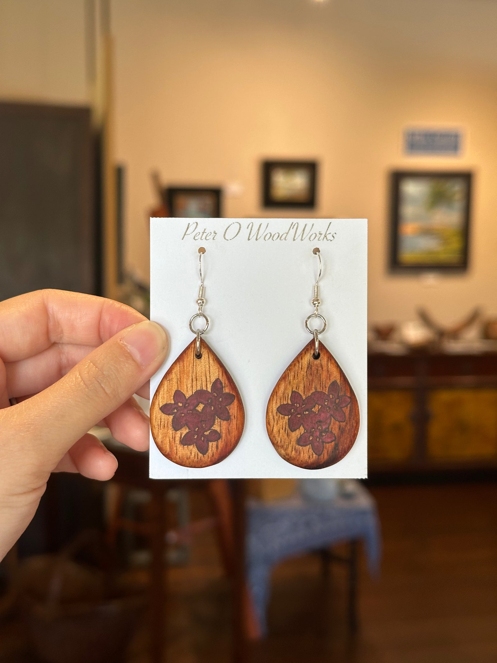 Peter Moran: Koa Earrings "Plumeria"