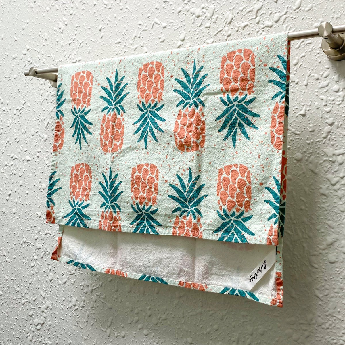 Hinu Rise: Lanai Pineapple Pink Tea Towel