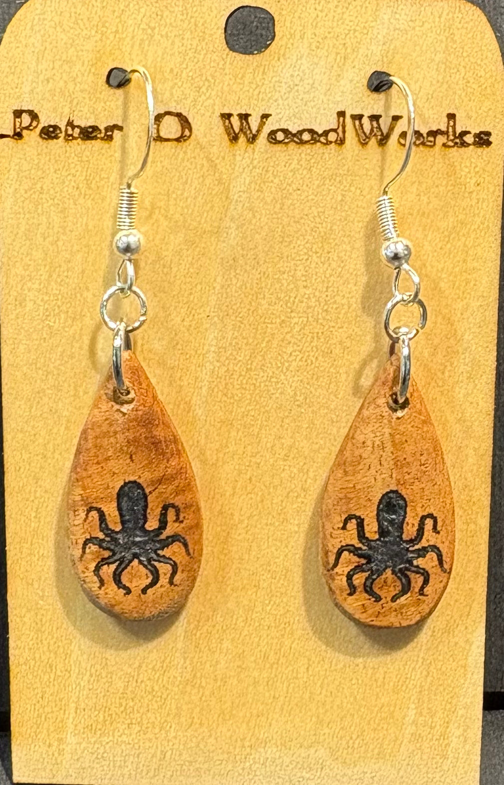 Peter Moran: Koa Earrings "Tako epoxy inlay"