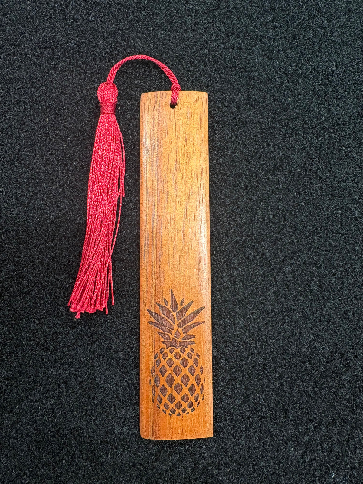 Peter Moran: Handmade Bookmark - Pineapple