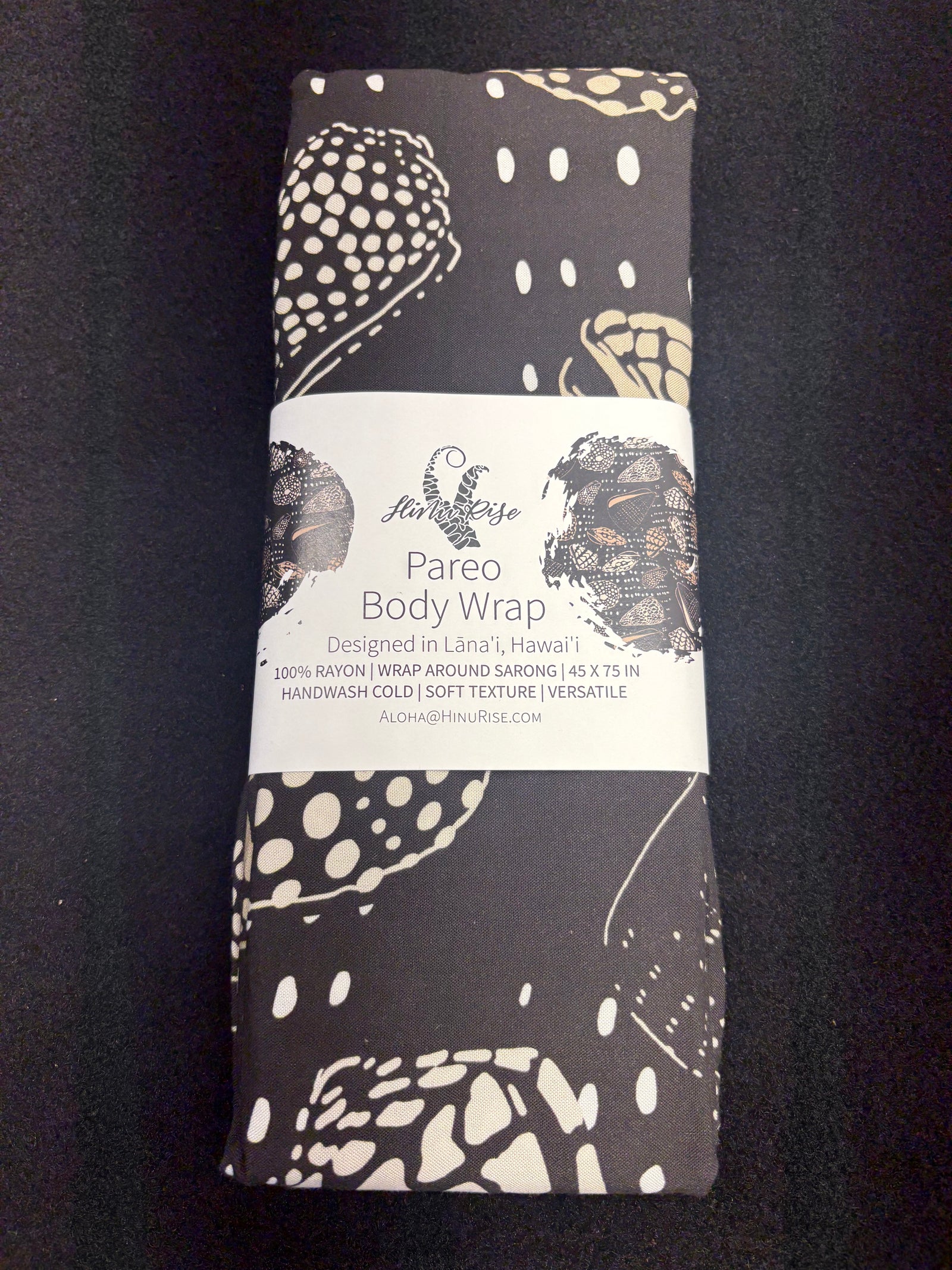 Hinu Rise: Shell Mix Black Pareo (Body Wrap)